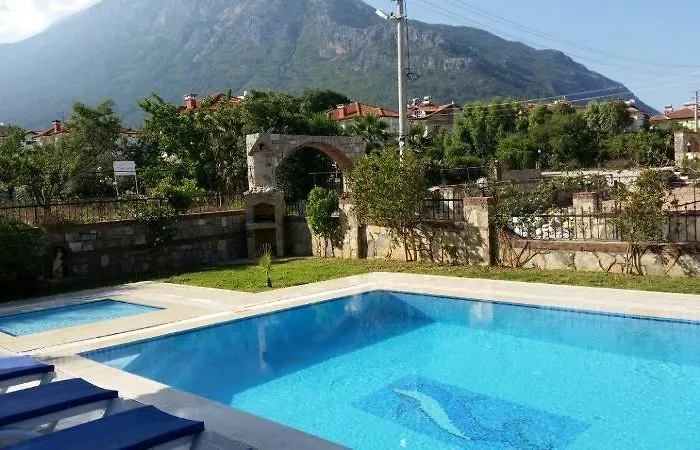 Villa Mountains *